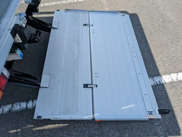 三菱 ファイター 2KG-FK65F(2WD)の写真10
