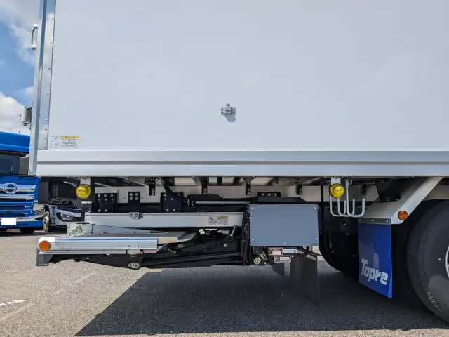 三菱 ファイター 2KG-FK65F(2WD)の写真38