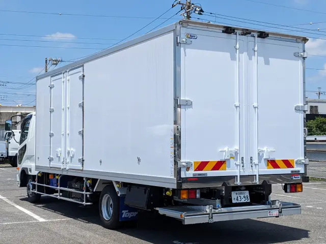 三菱 ファイター 2KG-FK65F(2WD)の写真4