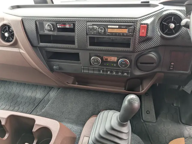 日野 レンジャー 2KG-FD2ABG(2WD)の写真26