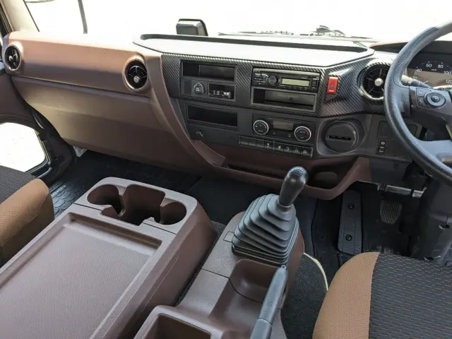 日野 レンジャー 2KG-FD2ABG(2WD)の写真12