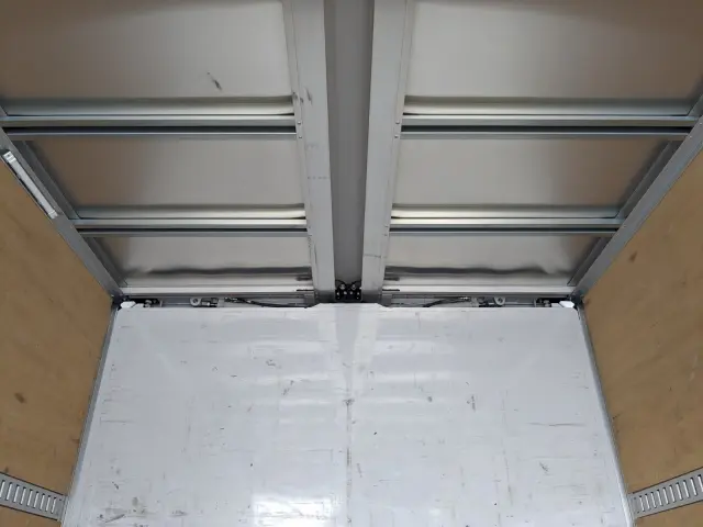 日野 レンジャー 2KG-FD2ABG(2WD)の写真21