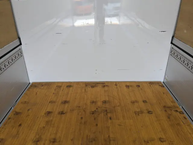 日野 レンジャー 2KG-FD2ABG(2WD)の写真22