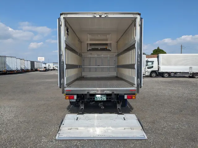 日野 デュトロ 2RG-XZU710M(2WD)の写真9