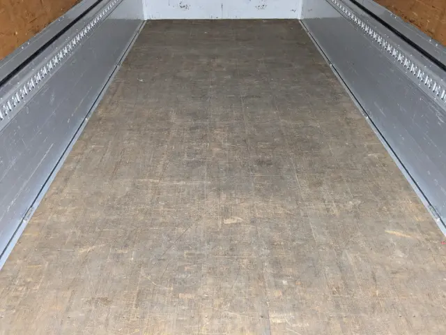 日野 レンジャー 2KG-FD2ABG(2WD)の写真32