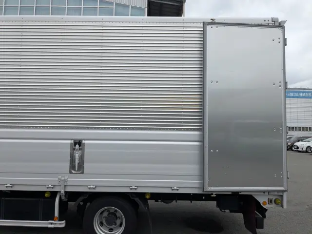 日野 レンジャー 2KG-FD2ABG(2WD)の写真9