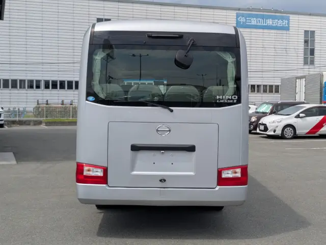 日野 リエッセⅡ SKG-XZB70M(2WD)の写真7