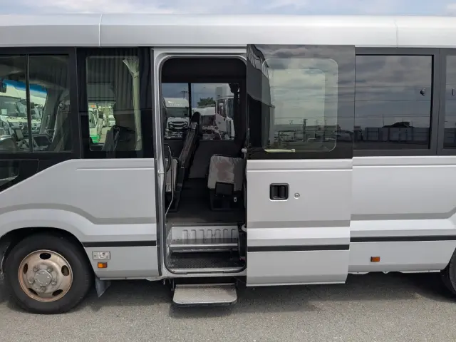 日野 リエッセⅡ SKG-XZB70M(2WD)の写真15