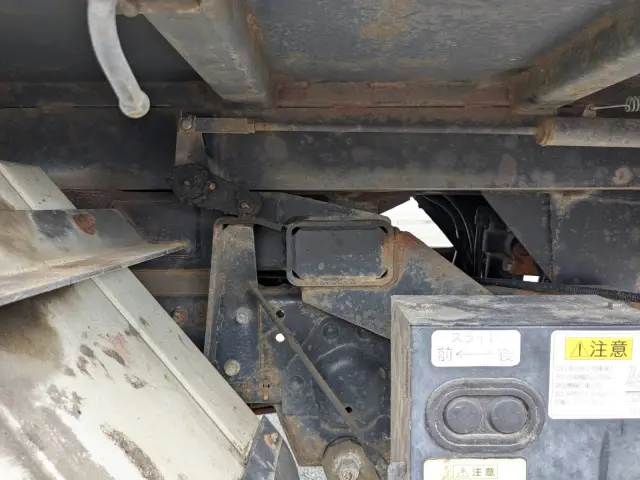 いすゞ エルフ TPG-NKR85AN(2WD)の写真17