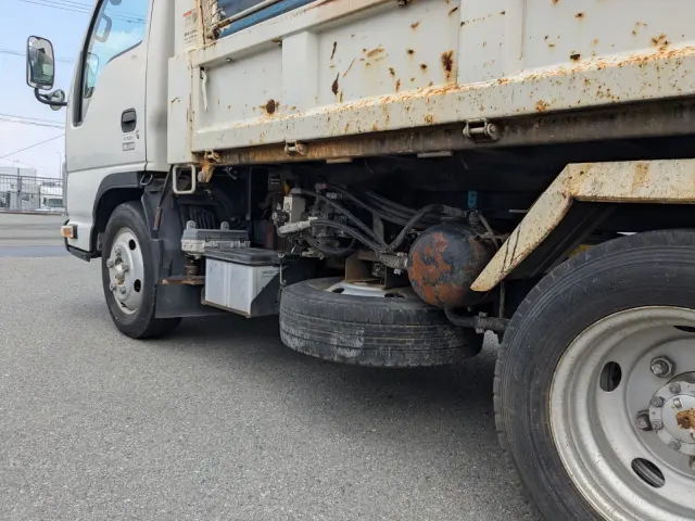 いすゞ エルフ TPG-NKR85AN(2WD)の写真19