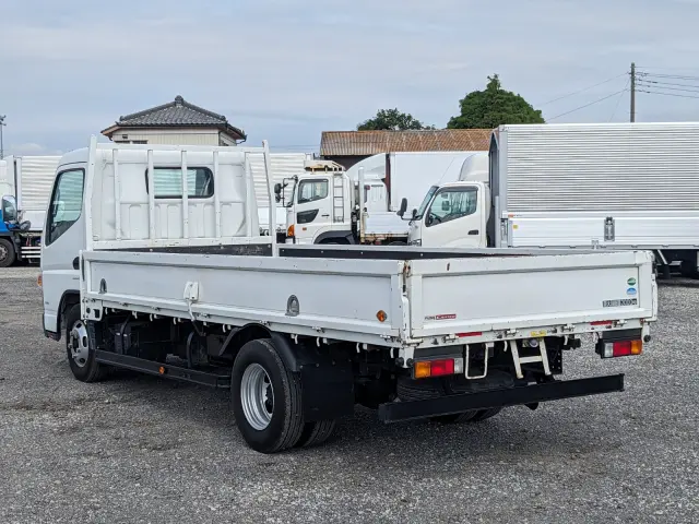 三菱 キャンター TPG-FEA20(2WD)の写真3