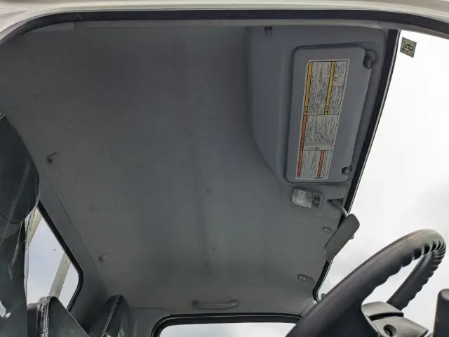 三菱 キャンター TPG-FEA20(2WD)の写真6