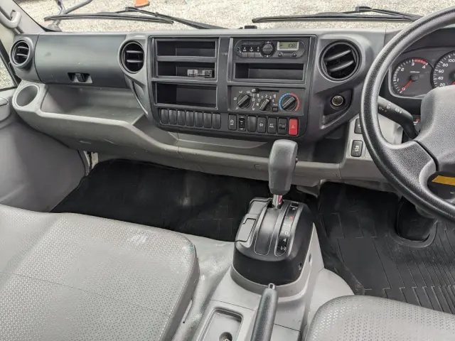 日野 デュトロ TPG-XZU710M(2WD)の写真11
