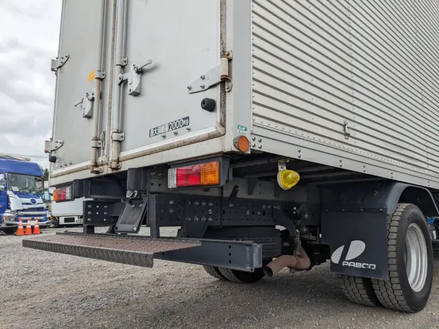 三菱 キャンター TPG-FEA50(2WD)の写真6