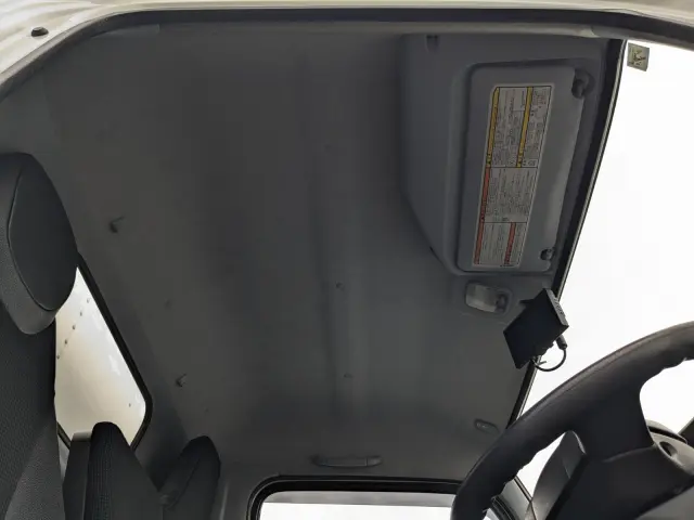 三菱 キャンター TPG-FEA50(2WD)の写真11