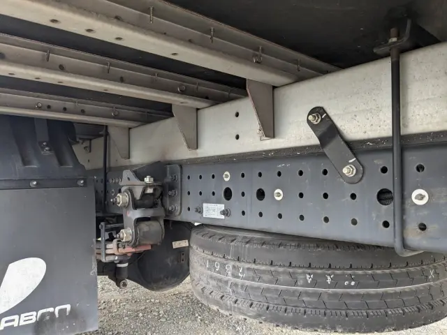 三菱 キャンター TPG-FEA50(2WD)の写真28
