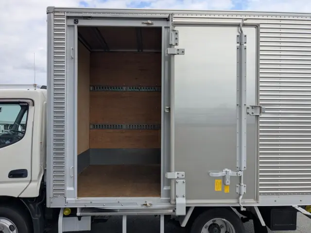 日野 レンジャー 2KG-XZC605M(2WD)の写真20