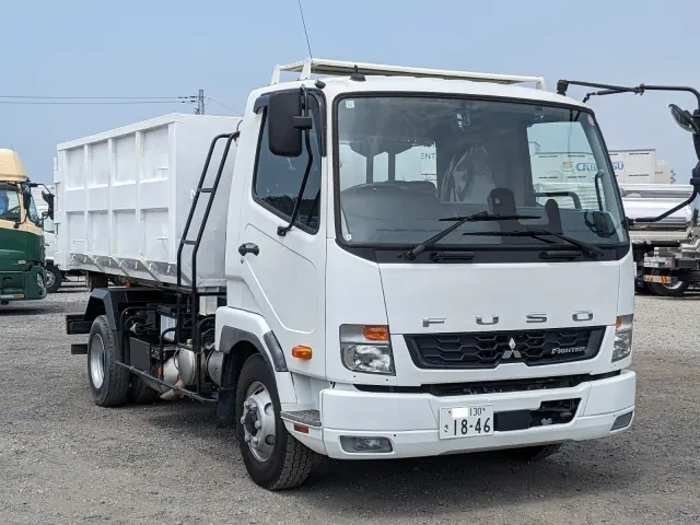 三菱 ファイター 2KG-FK72F(2WD)の写真2