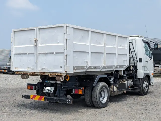 三菱 ファイター 2KG-FK72F(2WD)の写真4