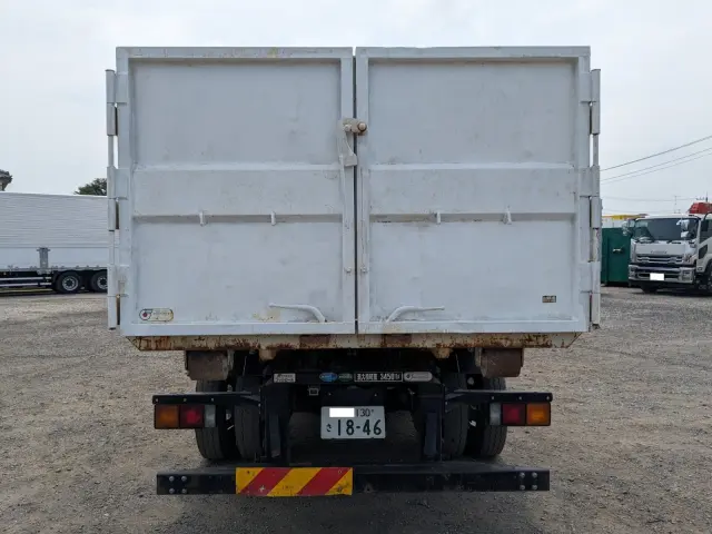三菱 ファイター 2KG-FK72F(2WD)の写真5