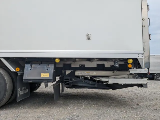 三菱 ファイター 2KG-FK65F(2WD)の写真30