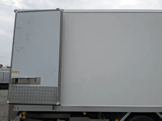 三菱 ファイター 2KG-FK65F(2WD)の写真37