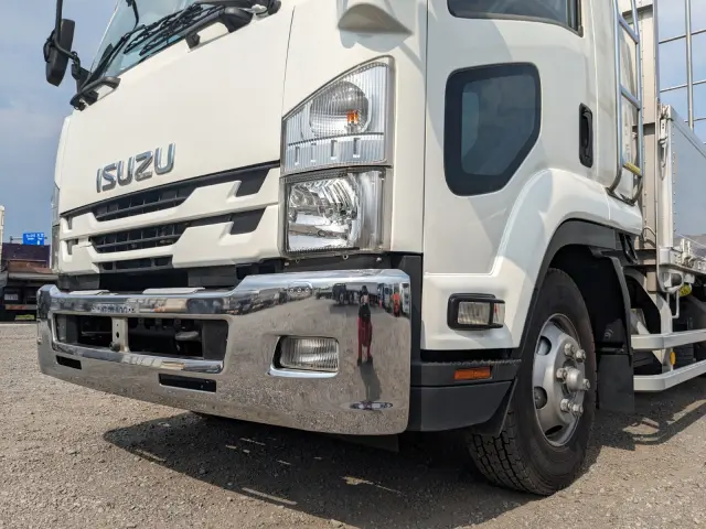 いすゞ フォワード TKG-FRR90T2(2WD)の写真23