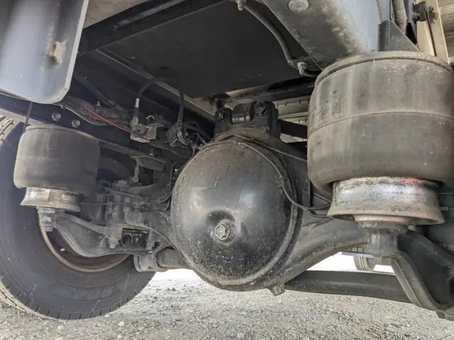 いすゞ フォワード TKG-FRR90T2(2WD)の写真34