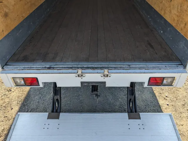 日野 レンジャー 2KG-FD2ABA(2WD)の写真18