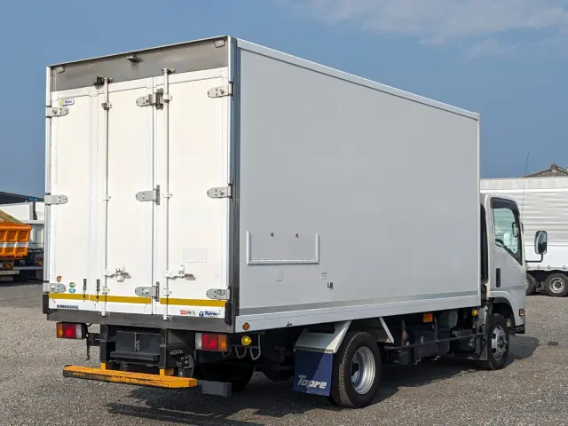 いすゞ エルフ 2PG-NPS88AN(4WD)の写真4