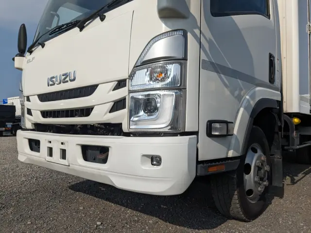 いすゞ エルフ 2PG-NPS88AN(4WD)の写真26