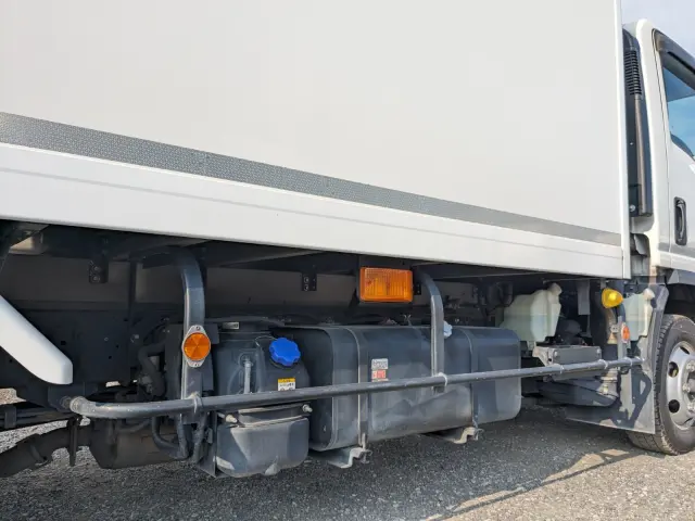 いすゞ エルフ 2PG-NPS88AN(4WD)の写真35