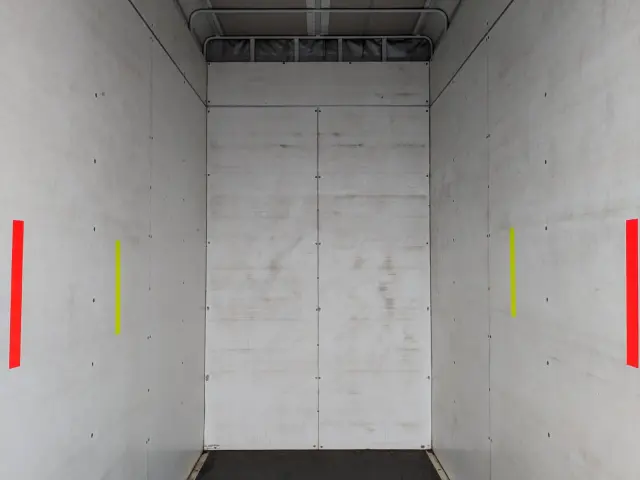 いすゞ エルフ BKG-NHR85A(2WD)の写真17