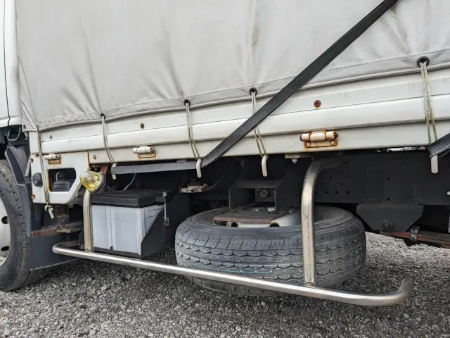 いすゞ エルフ BKG-NHR85A(2WD)の写真29