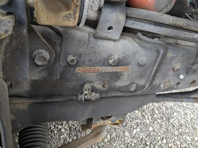 いすゞ エルフ BKG-NHR85A(2WD)の写真38