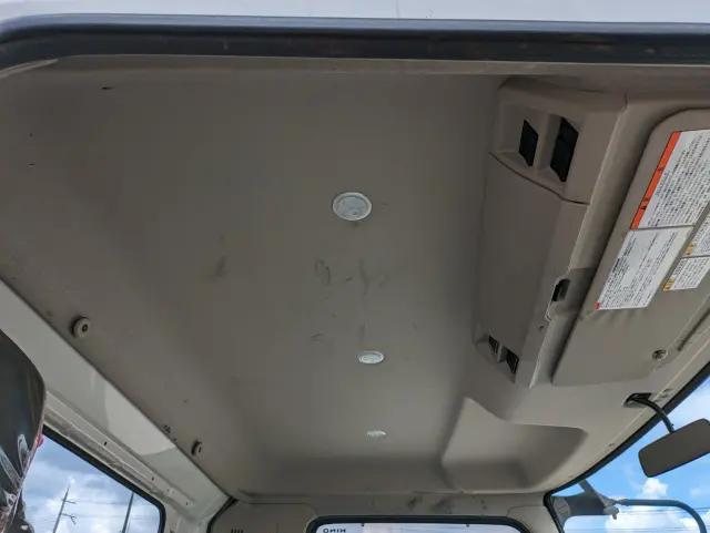 日野 レンジャー 2KG-FC2ABA(2WD)の写真37