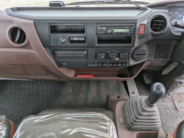 日野 レンジャー 2KG-FC2ABA(2WD)の写真39