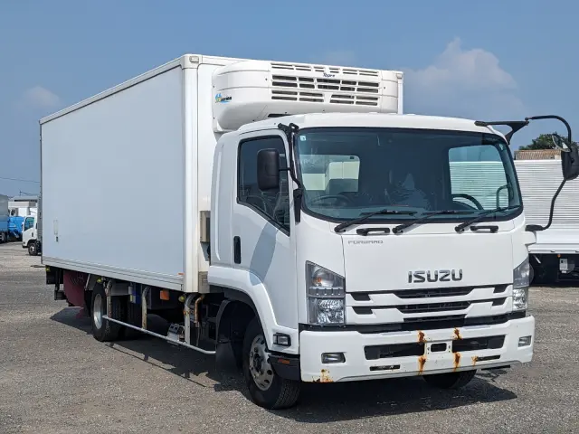 いすゞ フォワード TKG-FRR90S2(2WD)の写真3