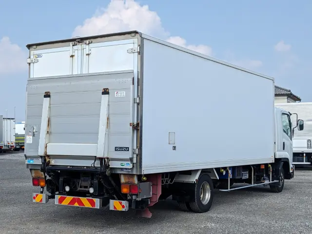 いすゞ フォワード TKG-FRR90S2(2WD)の写真5