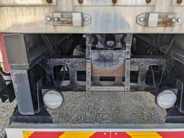 いすゞ フォワード TKG-FRR90S2(2WD)の写真15