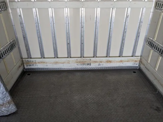 いすゞ フォワード TKG-FRR90S2(2WD)の写真19