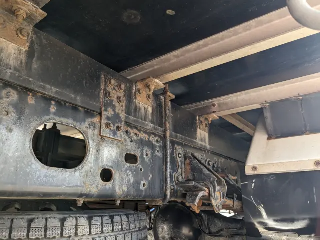 いすゞ フォワード TKG-FRR90S2(2WD)の写真35