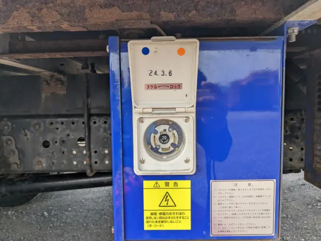 いすゞ フォワード TKG-FRR90S2(2WD)の写真37