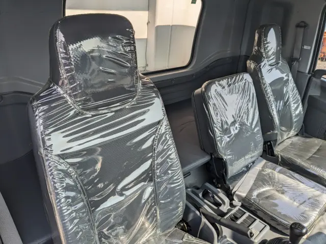 いすゞ フォワード TKG-FRR90S2(2WD)の写真40