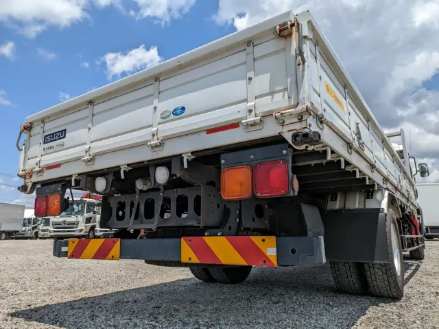 いすゞ フォワード 2PG-FRR90S1(2WD)の写真9