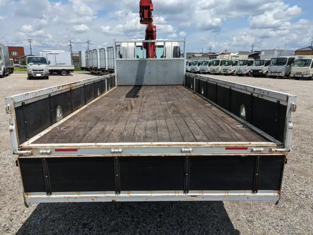 いすゞ フォワード 2PG-FRR90S1(2WD)の写真12