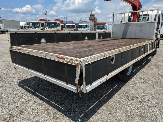 いすゞ フォワード 2PG-FRR90S1(2WD)の写真17