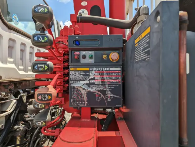 いすゞ フォワード 2PG-FRR90S1(2WD)の写真21