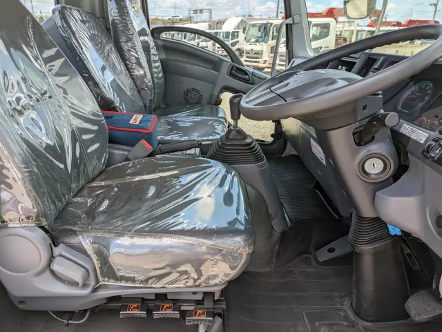 いすゞ フォワード 2PG-FRR90S1(2WD)の写真35