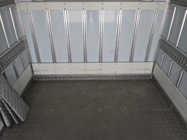 三菱 キャンター TPG-FEB50(2WD)の写真15